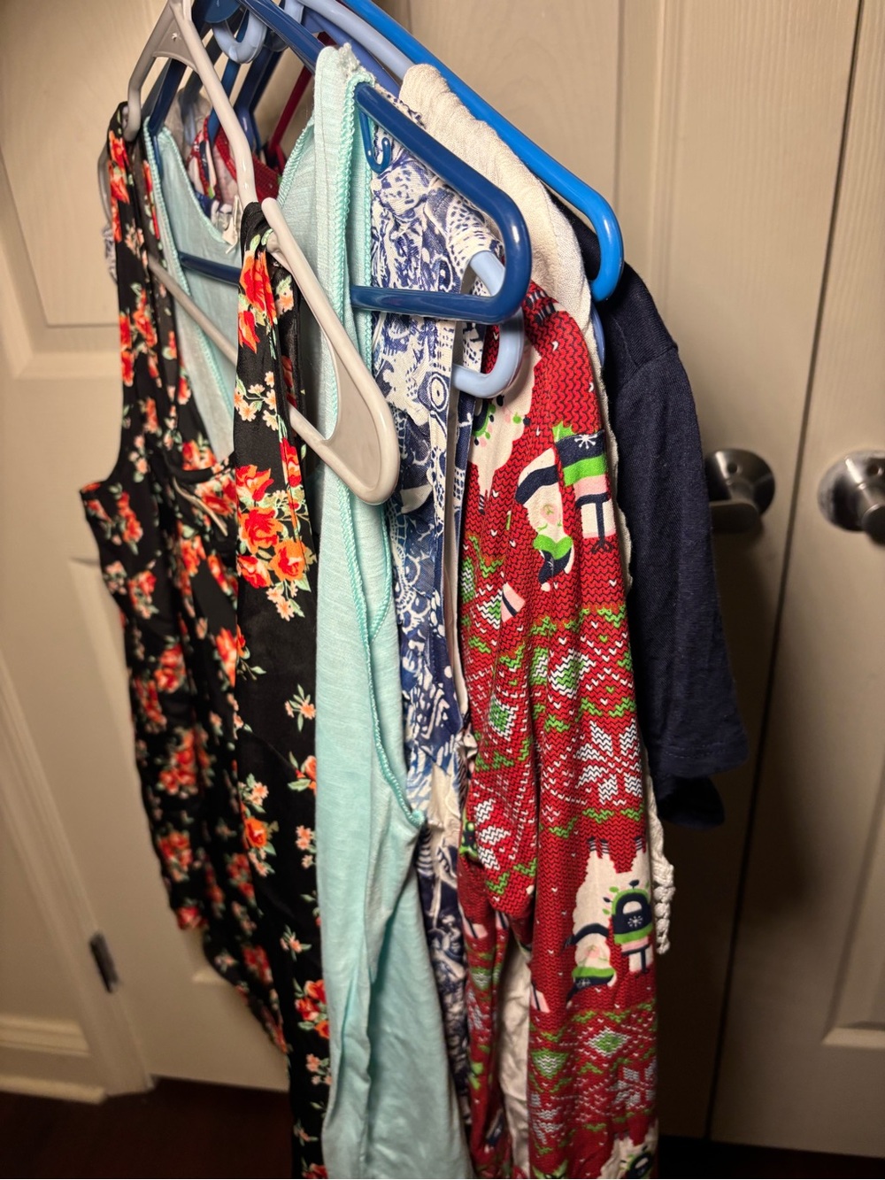 8 ladies tops: bundle of 8 for one price: size Large/ ladies blouses 🔥